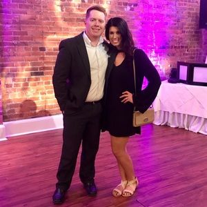 🎀 Meet Your Seller! 🎀